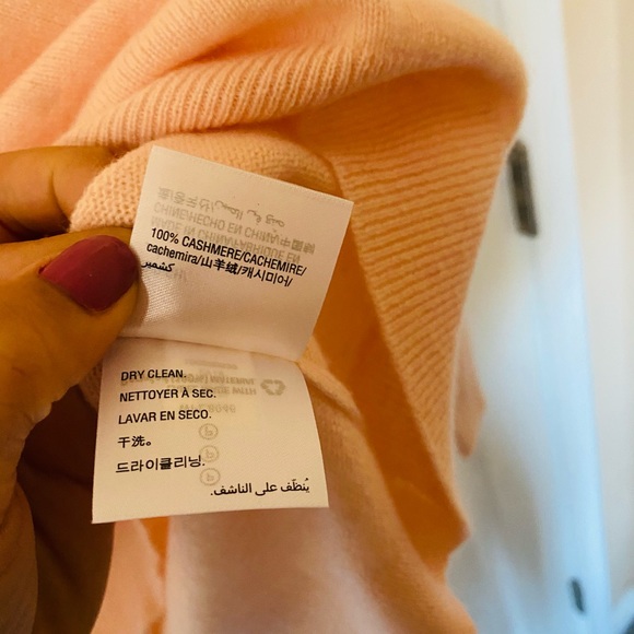 Charter Club Luxury Pure Cashmere V-neck Sweater - Picture 4 of 8